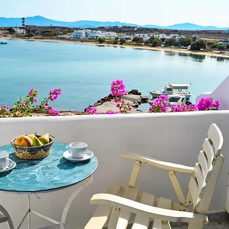 Beachfront Lux Bocamviglies - Naoussa Bespoke Stay *